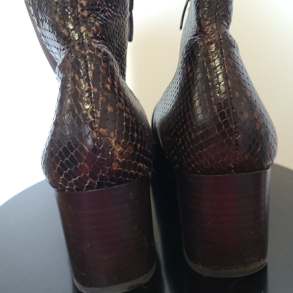 Ecco - Danish Designs - Brown Embossed Leather Heeled Boots - Size 41 - Picture 7 of 10